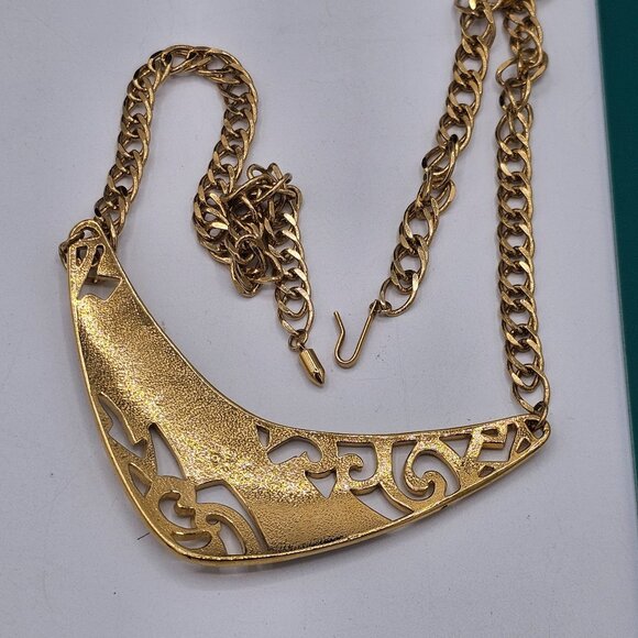 Vintage Gold-Tone Statement Necklace Filigree Enamel Design Chain - Picture 3 of 6